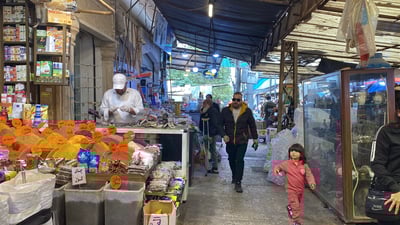 بۆ نمایشی فیلمەکانی کاسبکارانی شێخەڵای بانگێشت کردووە