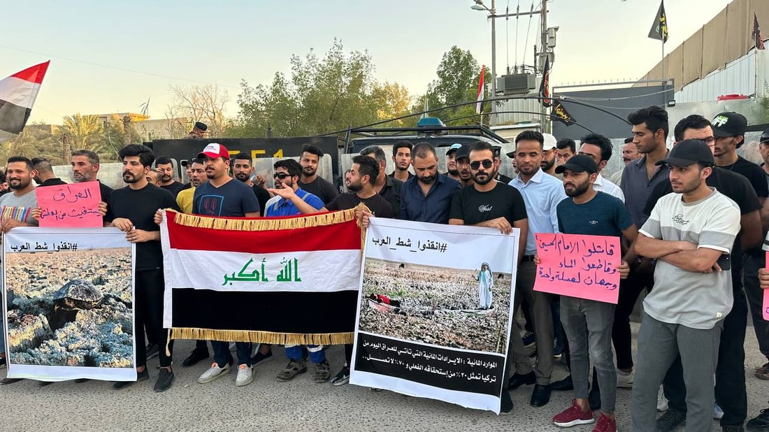 فيديو: البصرة غاضبة على تركيا.. تظاهرة أمام القنصلية تهتف “بصوت سمعها السفارة”