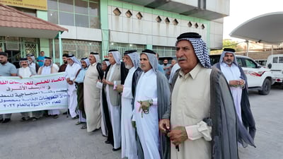 مزارعو النجف غاضبون من الحكومة: أنتم من دفعتمونا إلى مزاحمة أهل المدينة (فيديو)