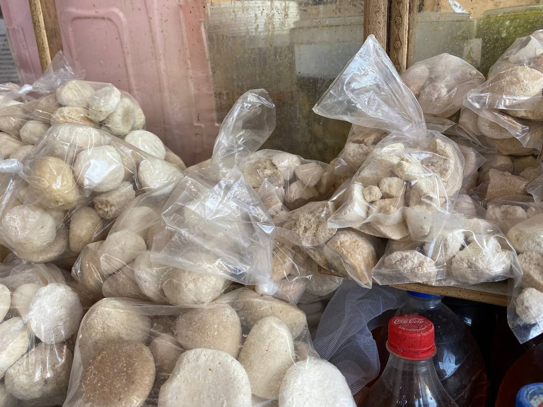 “الچثي” المالح الحامض يعود إلى هيت بوفرة.. اختفى عاماً كاملاً بسبب الجفاف (صور)