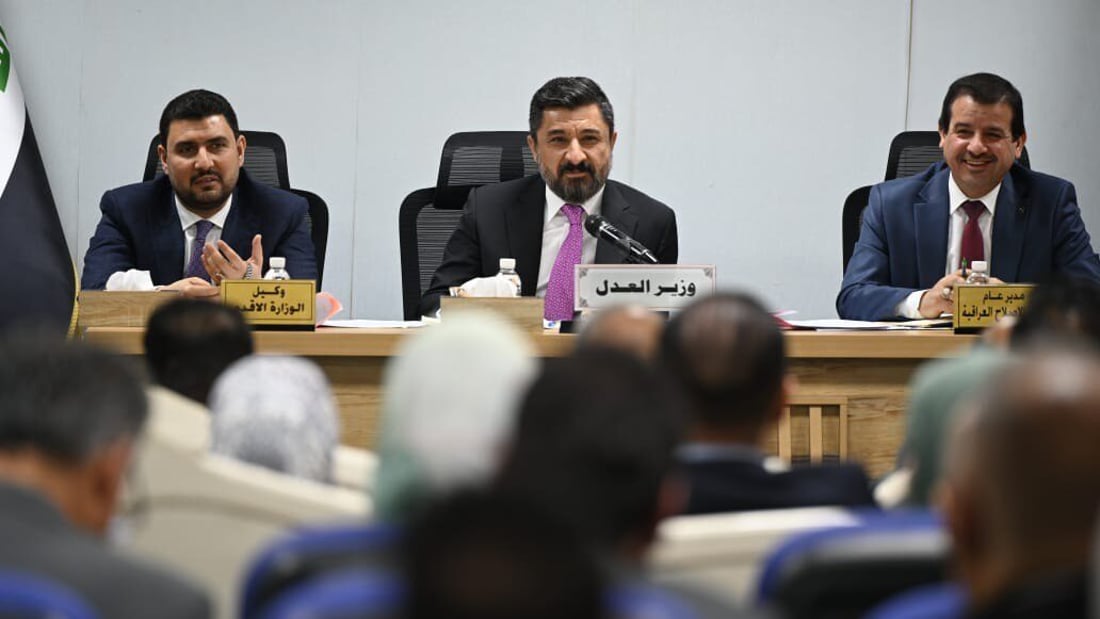 وزير العدل يشدد على الدقة في تنفيذ إجراءات العفو العام
