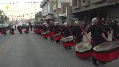 هكذا تدير مواكب مدينة الصدر طقس التطبير.. الطبيب جاهز و”الشگاف” مستعد