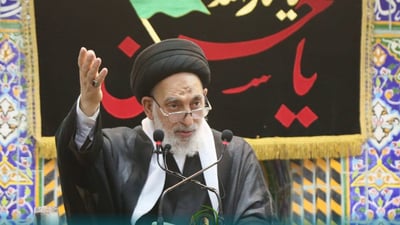 خطيب جمعة النجف يشيد بزيارة الزيدي لطهران.. لكن صارحونا بأزمة الكهرباء