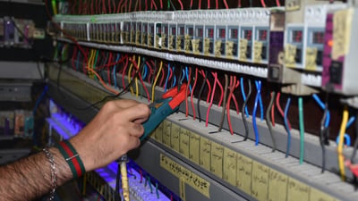 Generator fuel prices cut by half for three months ahead of summer in Iraq