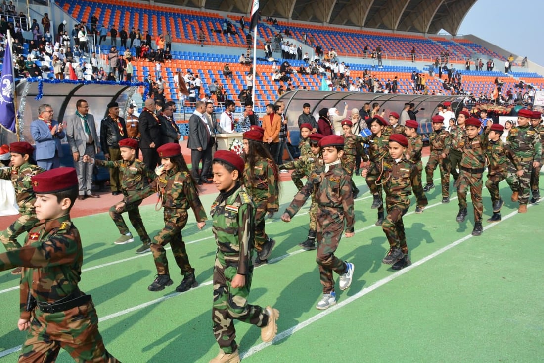 صور: استعراض كشافة واسط في ملعب الكوت