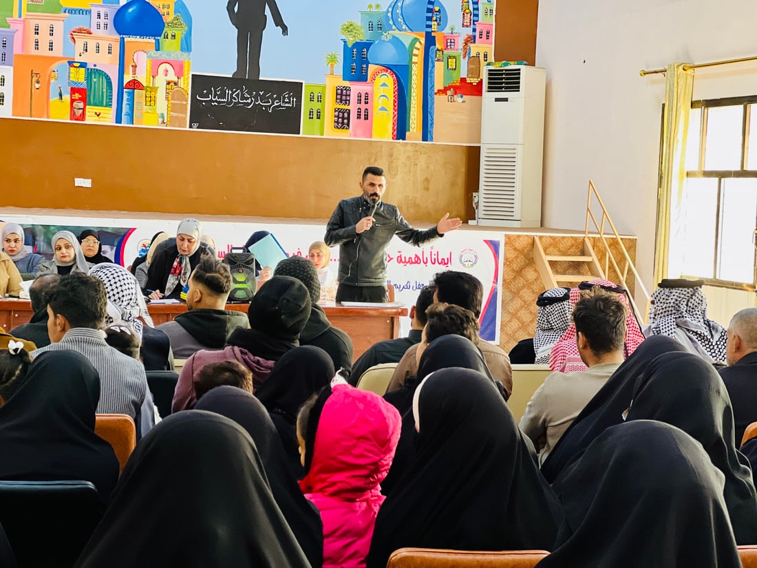 صور: ضباط مرور في مدارس الزبير وسفوان لتدريب المعلمين على السلامة المرورية