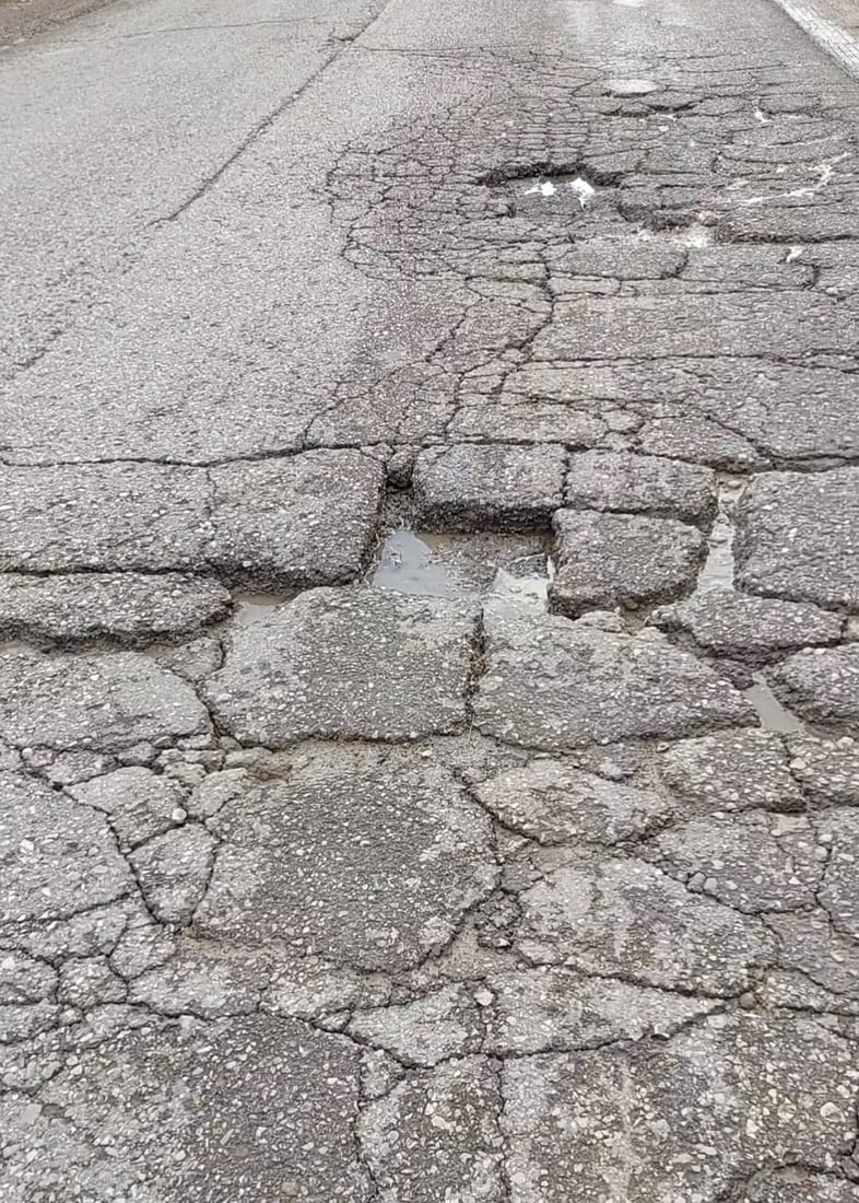 هاتووچۆی دەربەندیخان چاڵەکانی رێگای زەڕایەنی پڕکردەوە