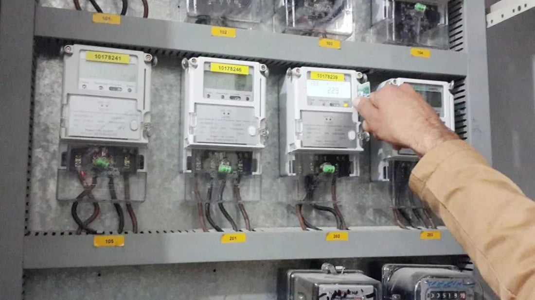 Observatory: Iraq spends $400 million per month on electricity, collects less than $1 million