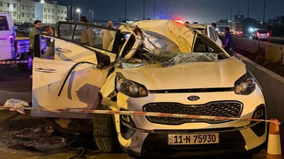 صور: حادث عنيف على طريق النجف يودي بحياة شخصين من أهالي الديوانية