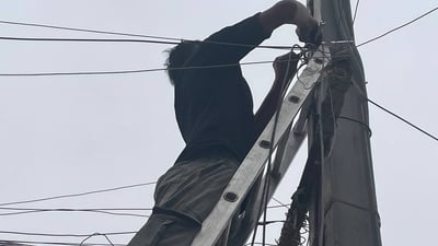 مدينة الصدر: مفارز الأمن الوطني والشرطة تقطع كابلات “إيرث لنك” (صور)