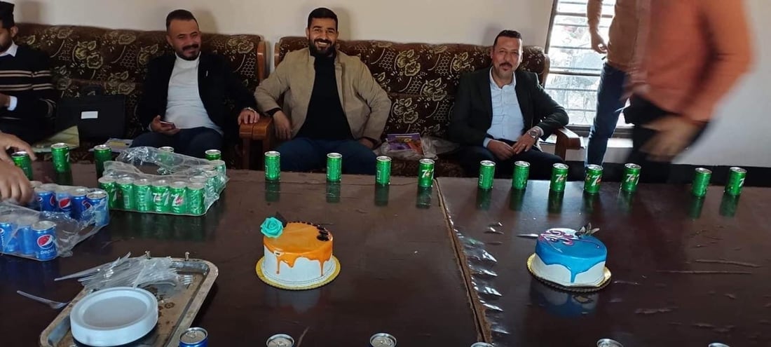 ذبح خراف وحلوى في المدارس.. محاضرو ديالى يحتفلون بقرار التثبيت (صور)