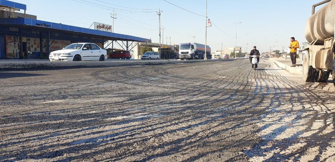 صور: التبليط يصل شارع جسر الشهداء وسط المثنى.. من يوم غد “ماكو طسات”