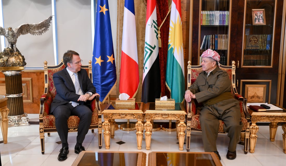 باريس تشيد بدور البارزاني في تهدئة توترات سوريا