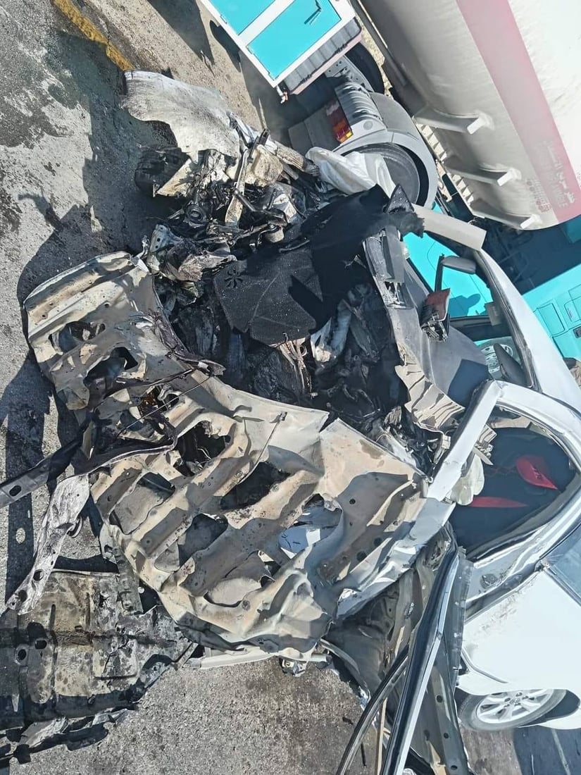 مصرع 4 أشخاص بحادث تصادم عنيف “كصة بكصة” بين سيارتين كاميري في الأنبار (صور)