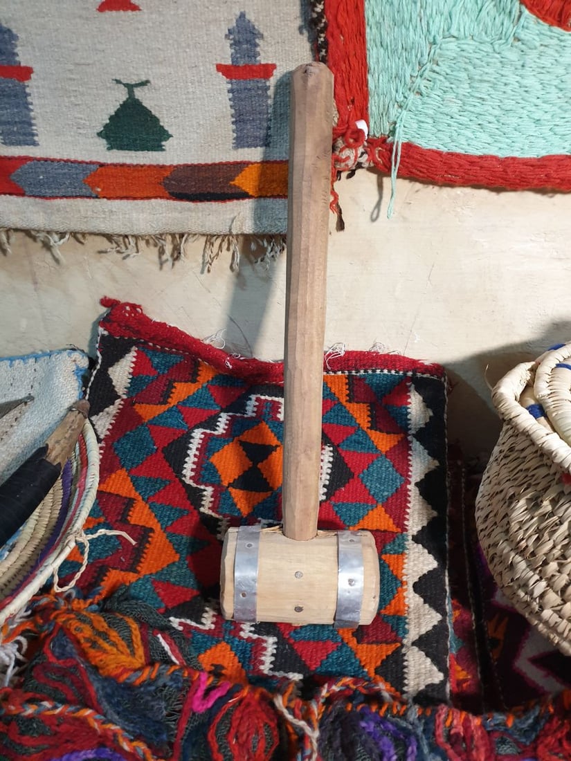 صور: متحف التراث اليدوي يحتفظ بأقدم الإيزارات ويوثق 100 عام من تاريخ السماوة