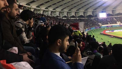 (فيديو): ملعب “الميناء” يمتلئ بالكامل.. و60 ألف متفرج في “جذع النخلة”