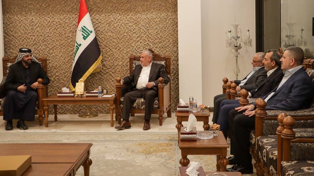 قيس الخزعلي وهادي العامري يناقشان أطروحات الإطار بشأن تشكيل الحكومة