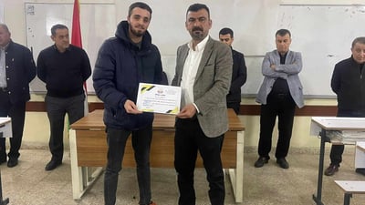 ئەو قوتابییەى بووە فریادڕەسى گەنجێکی هه‌ولێر خەڵات کرا