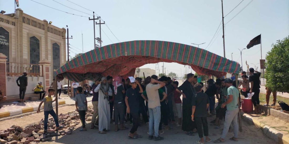 صور: الوركاء نصبت خيمة اعتصام مفتوح حتى تحقيق المطلب.. 50 فريقاً بلا ملعب!