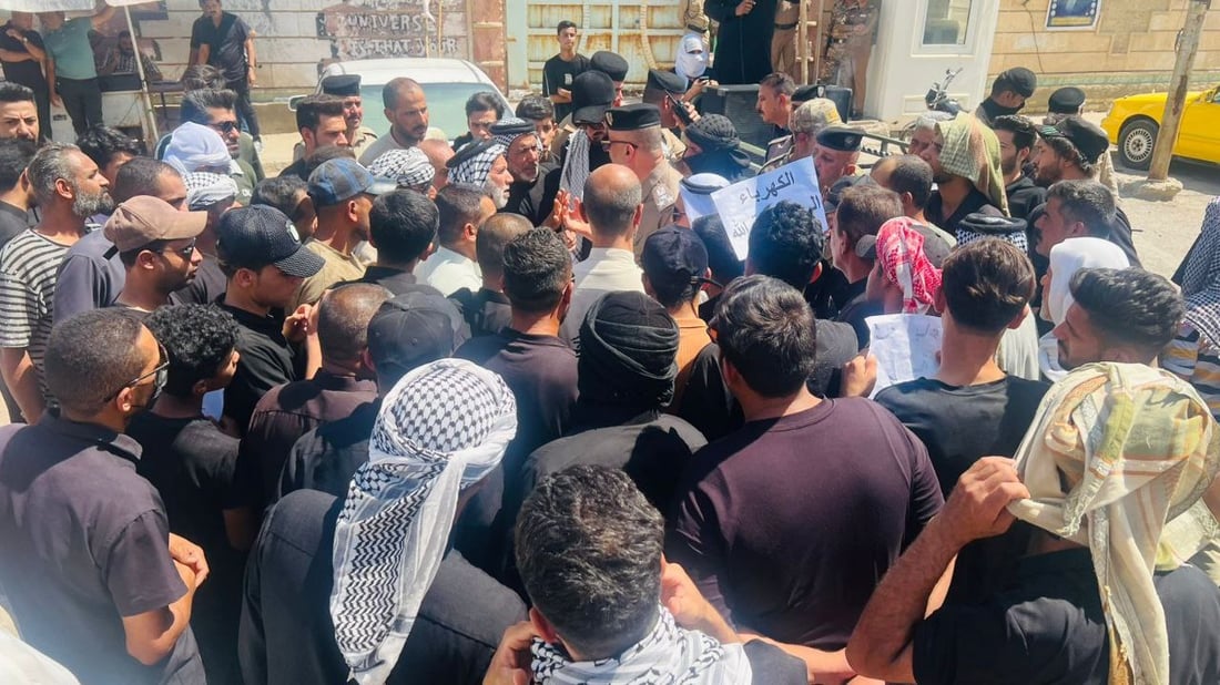صور: تظاهرات في سوق الشيوخ للمطالبة بالخدمات.. الأمراض انتشرت