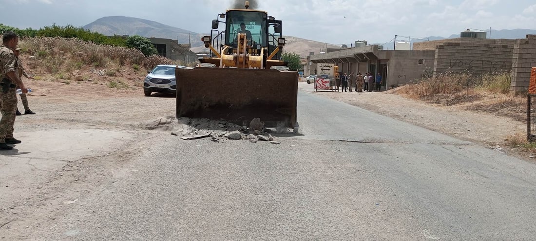 تاسه‌كانى سیساوه‌ ئاسته‌نگى بۆ گه‌شتیاران دروستكردبوو