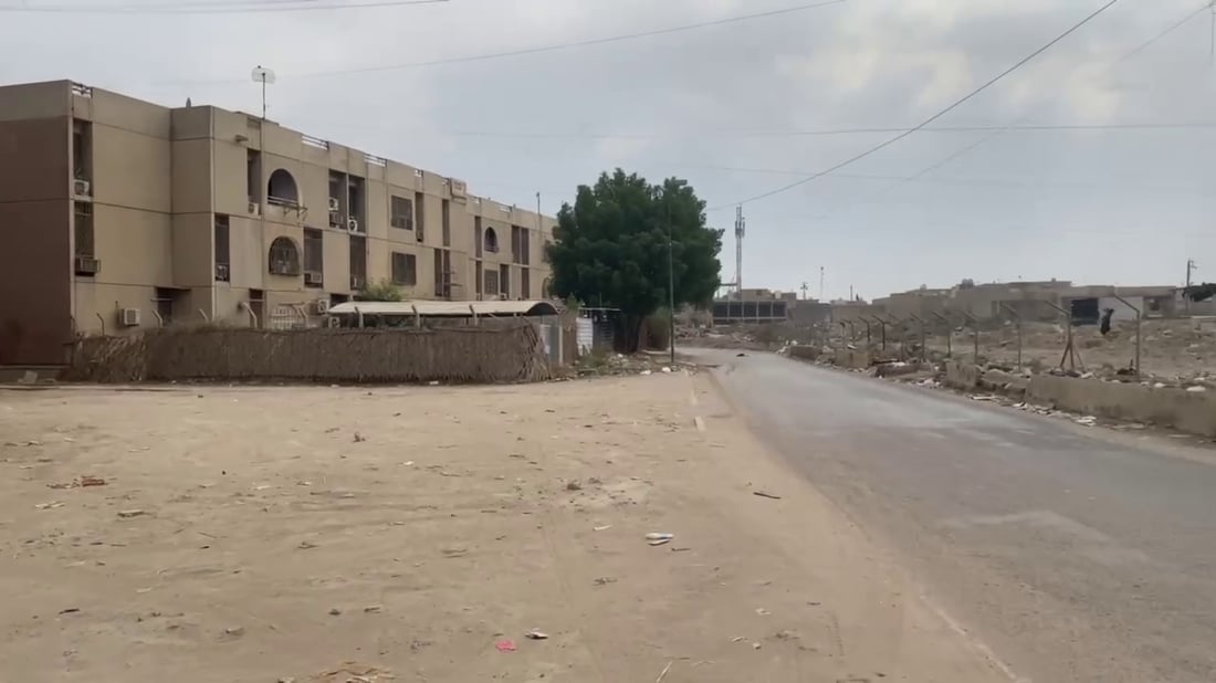 البياع: التدخل العسكري سيعوض عجز الغرامة المالية في “حرب القمامة” (صور)