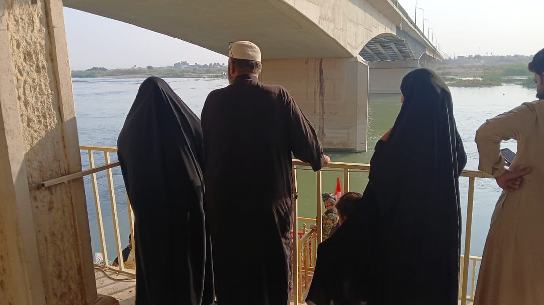 صور.. المئات من ذوي ضحايا سبايكر يحيون الذكرى الـ11 للمجزرة في تكريت