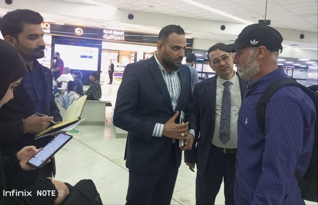 صور: العراق يستقبل 250 نازحاً لبنانياً عبر مطار بغداد الدولي