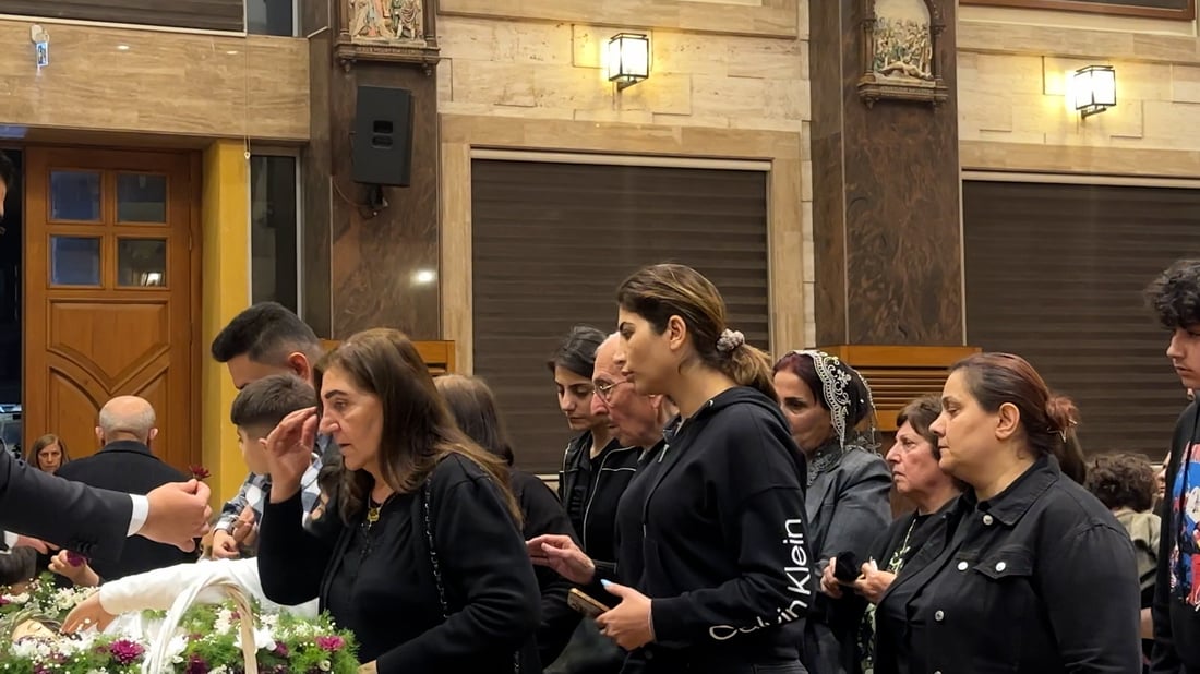 عينكاوة: إنه عطش المسيح في جمعة الصلب.. فيديو من تراتيل “آمين” الساحرة