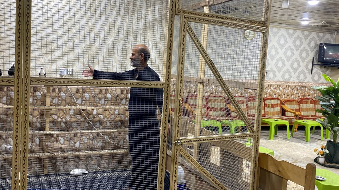 صور: الخبراء يعلمون الهواة أسرار “المطيرجية” في منتدى تراث الناصرية