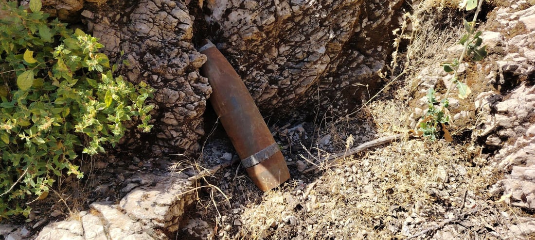 لە بەرواری باڵا چەند گولـلە تۆپێک هەڵگیرانەوە