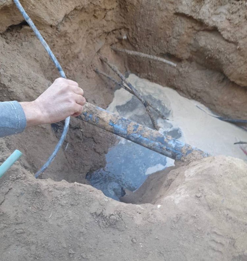 مشكلة الماء في خور الزبير تنهي عامها الأول.. رد ووعد من أمين الغزي