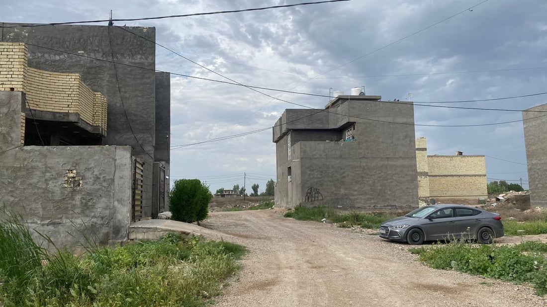 خرنابات: حي الـ3 آلاف بلا كهرباء ولا إكساء.. مرشح سابق ساهم بالـ”سبيس” مرة واحدة