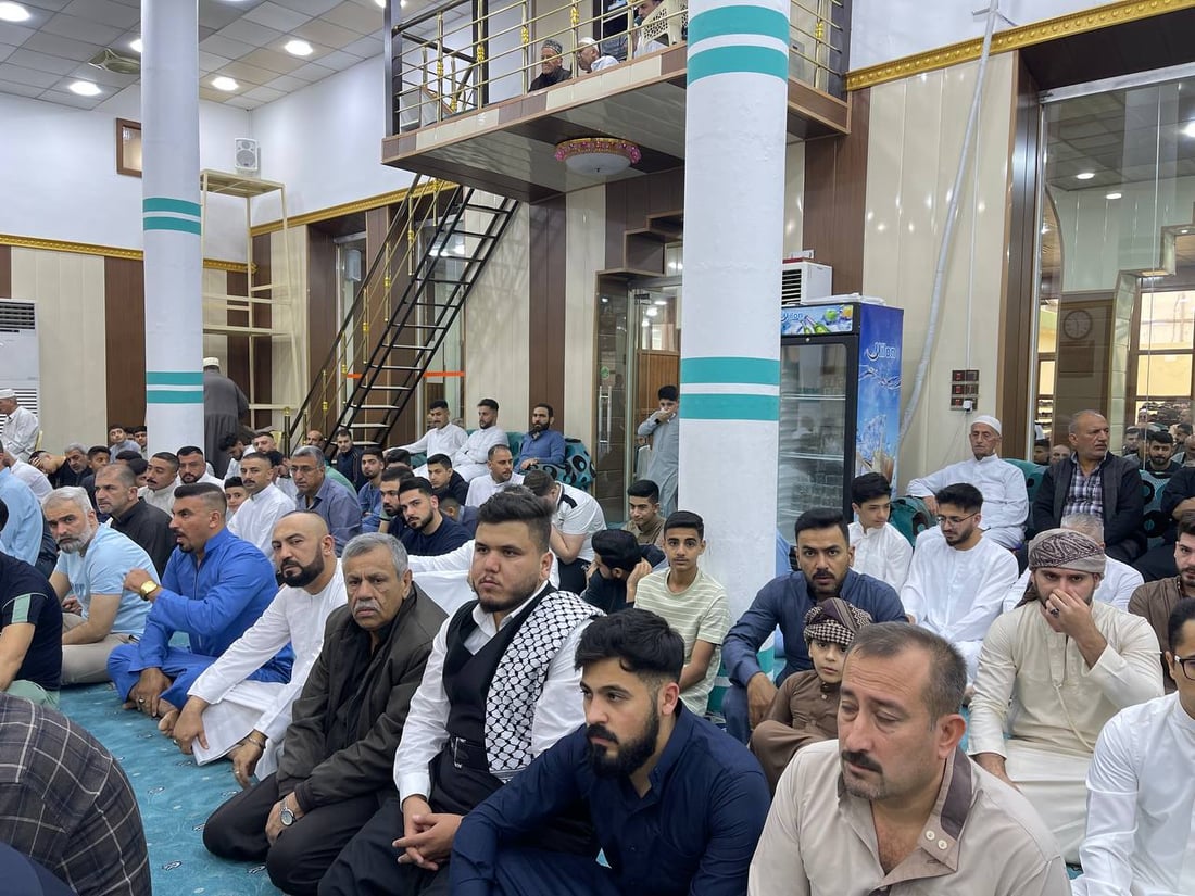 صور من جامع “الحاجة صبرية” في كركوك.. الشيخ “ديار” دعا إلى الصدق وصلة الأرحام