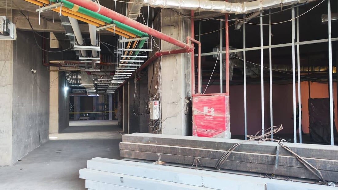 السوداني يشرف على مشروع مستشفى الفضيلية المتلكئ في بغداد