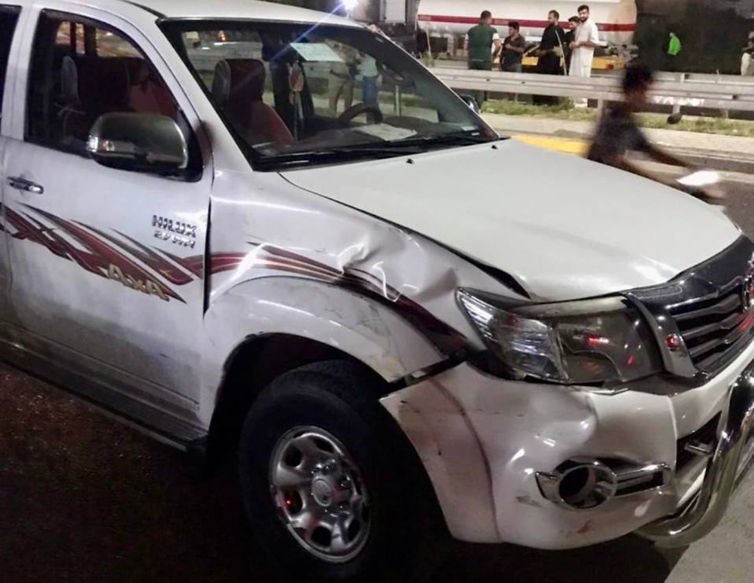 صور: مصرع سائق “بيجو” في حادث مروع مع “بيك اب وسكانيا” شمال البصرة