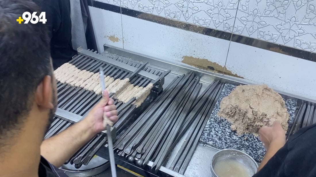 العمارة لا تشوي الكباب كما يفعل العراقيون.. بل لديها “تكتيك” آخر