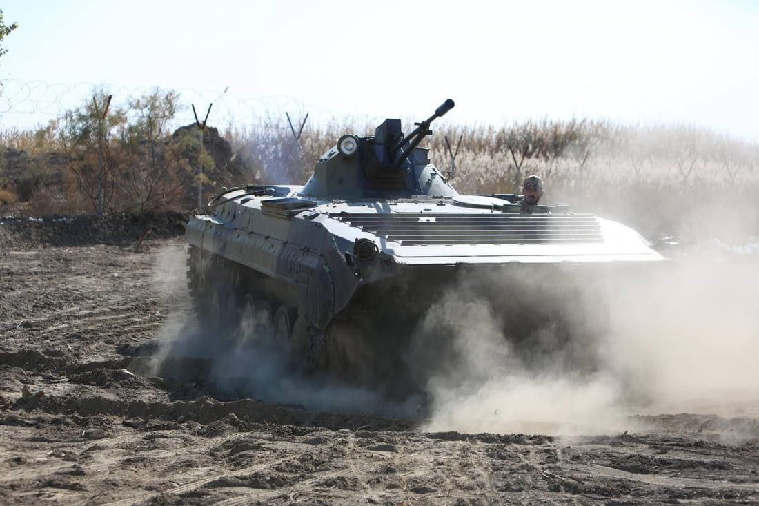 تحصينات واستعدادات عراقية كبيرة على الحدود مع سوريا (صور)