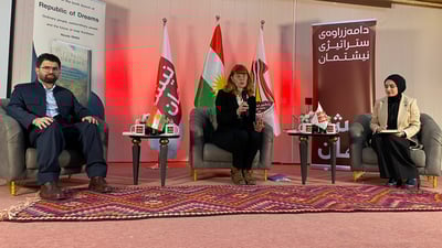 لە ئەمریکا کتێبەکەی نووسی و لە ھەڵەبجە بڵاویکردەوە