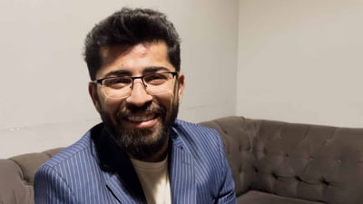 “من گۆرانیەکەم بۆ مێژوو وتووە”