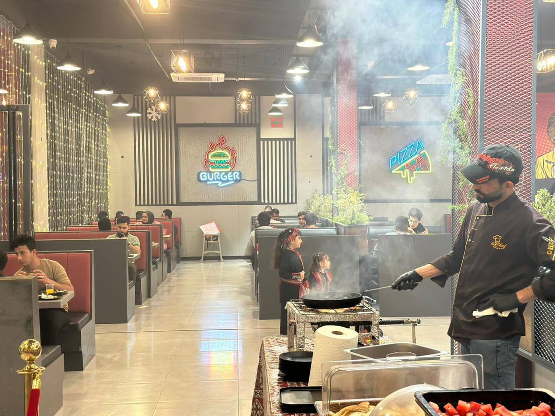 سحور الكوت.. 40 طبقاً عند جعفر الخاصكي في “فود هاوس” بـ 8 آلاف للشخص (صور)