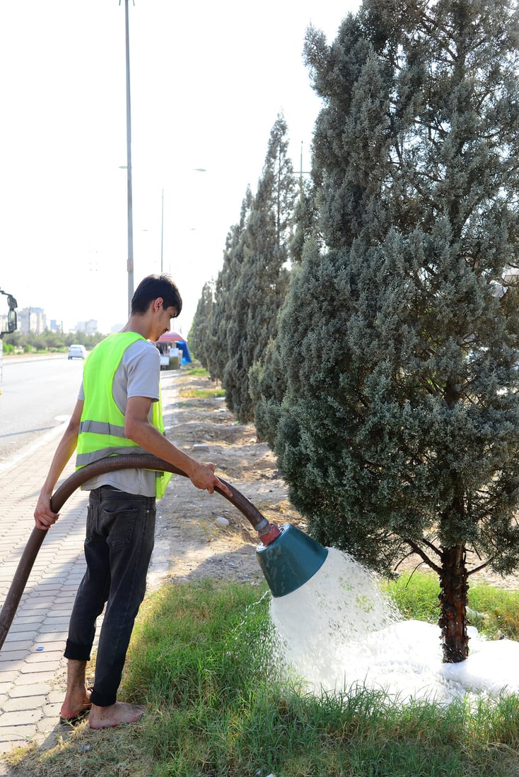 باخچه‌ و پاركه‌كانى هه‌ولێر چۆن و به‌چی ئاو ده‌درێن؟