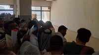 فيديو: طوابير في الحنانة على تجديد التموينية.. والدائرة...
