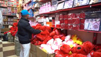 Markets surge ahead of Valentine’s Day in Hamdaniya