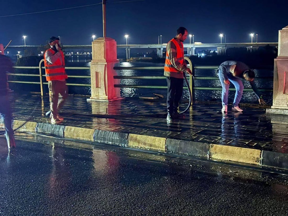 صور من النعمانية.. كوادر البلدية أمضت الليل في غسل الشوارع