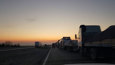 جارێکی دیکە رێگری لە ئۆتۆمبێلە بارهەڵگرەکانی هەرێم دەکرێت