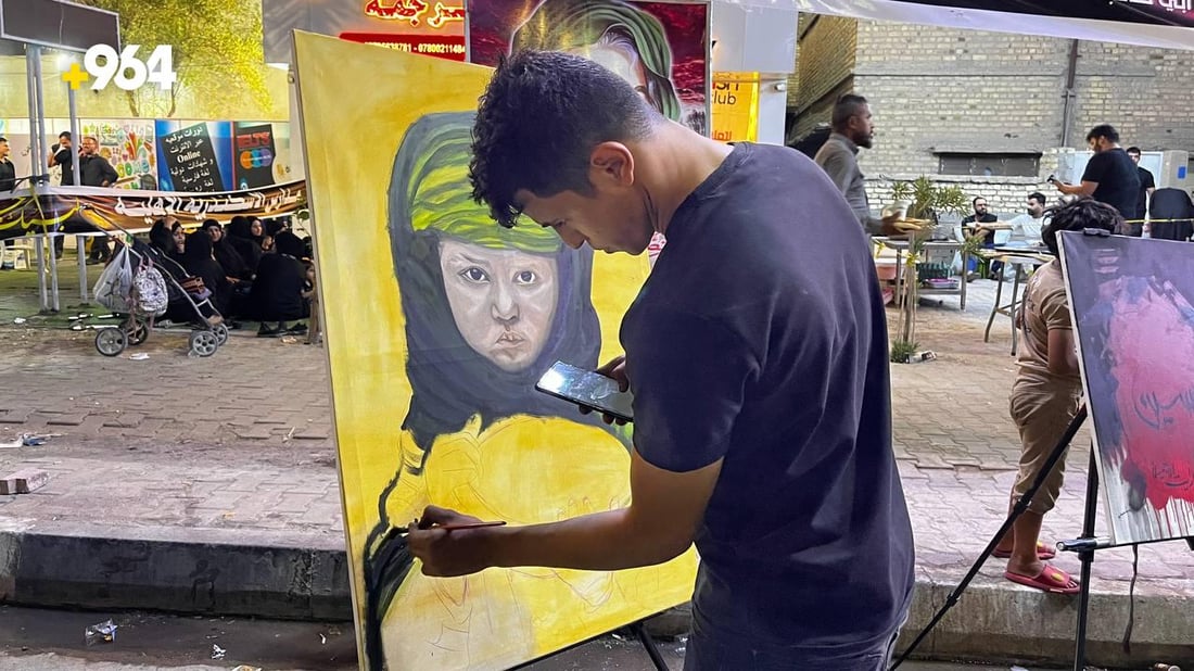 سائحان من أوروبا بين مواكب “الطويسة”: عاشوراء “مدهش” في البصرة (صور)