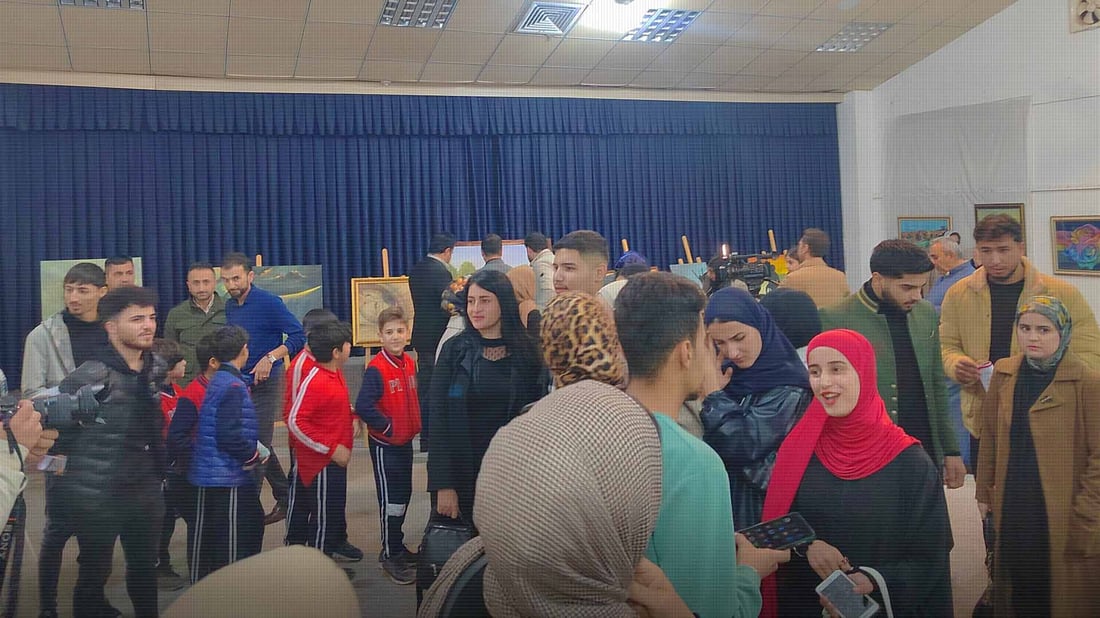 ژنانی گەرمیان بە رەنگەکانیان ژیان جوان دەکەن