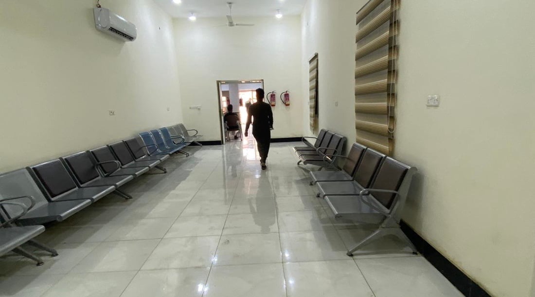 غرق القرنة يطلق “النفير العام”.. حتى “نفط البصرة” تفرغت للأمطار غير المعتادة (صور)