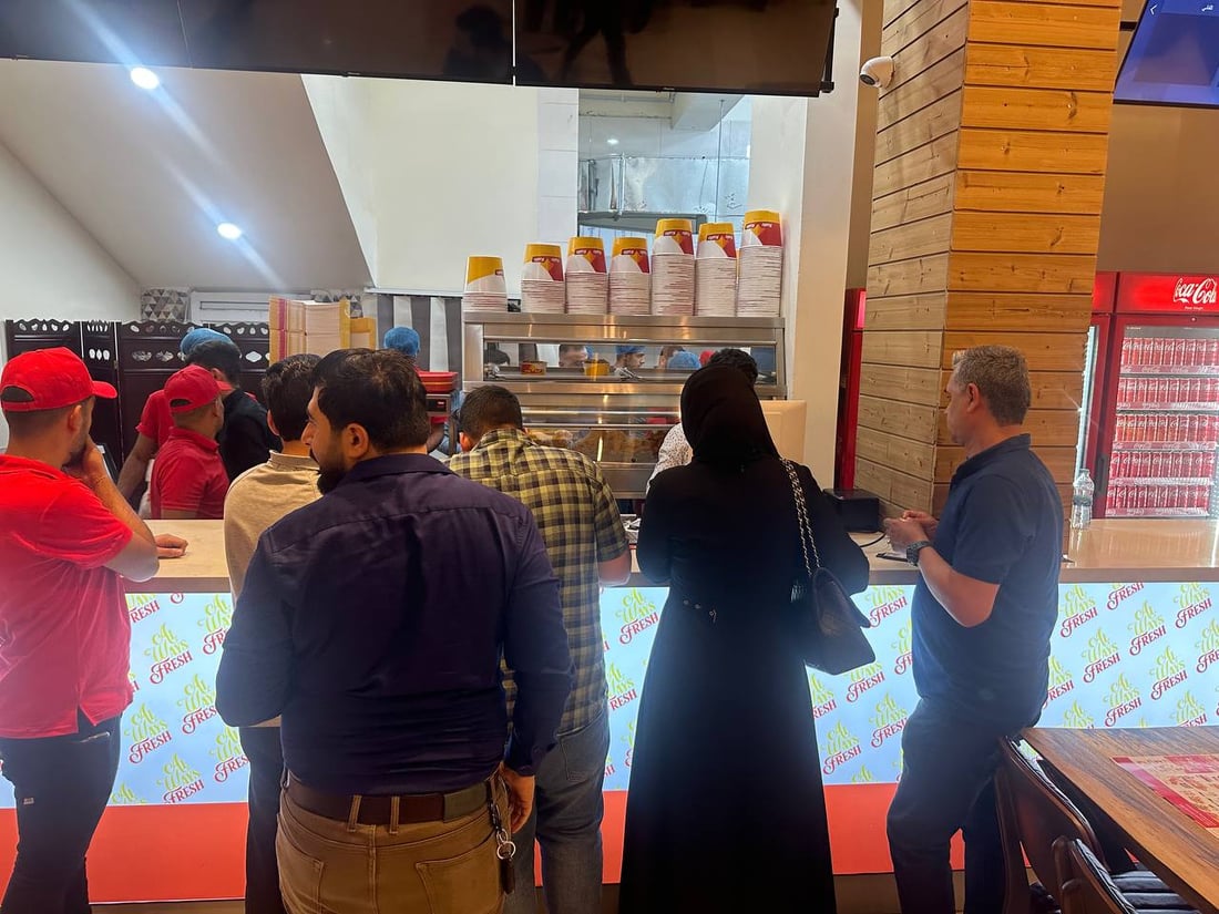 صور من ازدحام أول ليلة على كودو كودو التركية في الكوت.. “نريد ماكدونالد أيضاً”